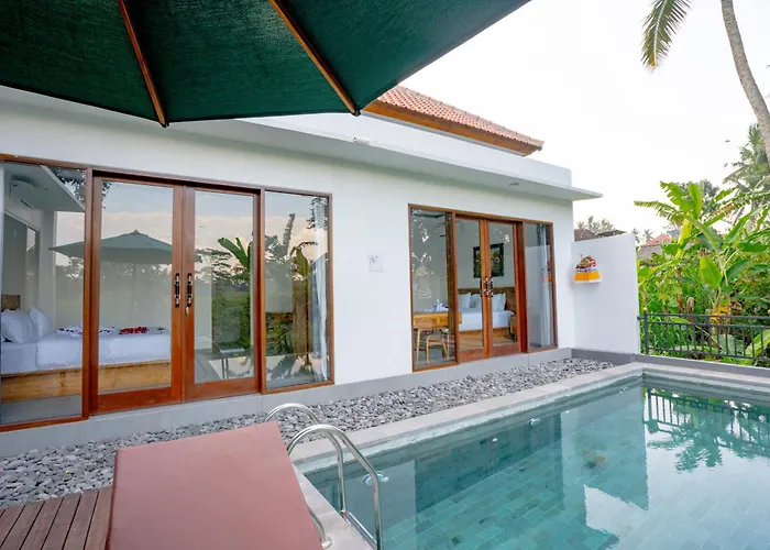 Canang Sari 4*